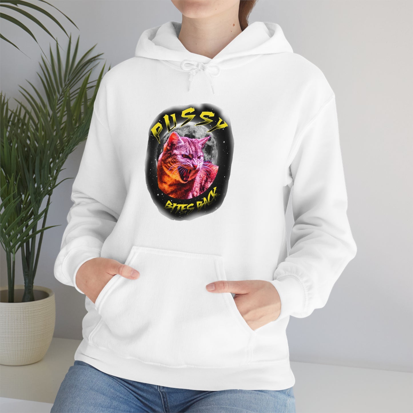 Pussy Bites Back Unisex Heavy Blend™ Hooded Sweatshirt (S-5XL)